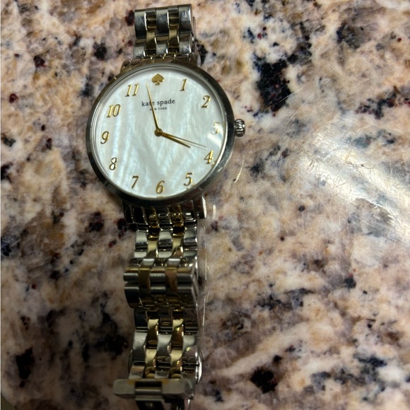 GUC Kate Spade Pearlescent Watch - Picture 2 of 3